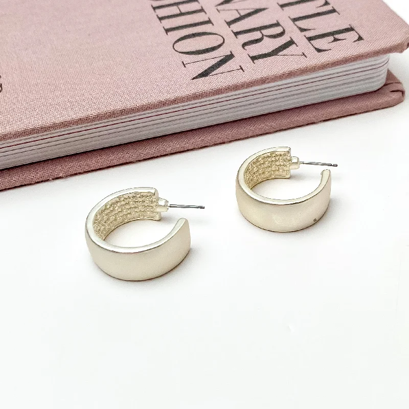 Women’s round earrings-Silver Tone Small Hoop Earrings With a Textured Inside