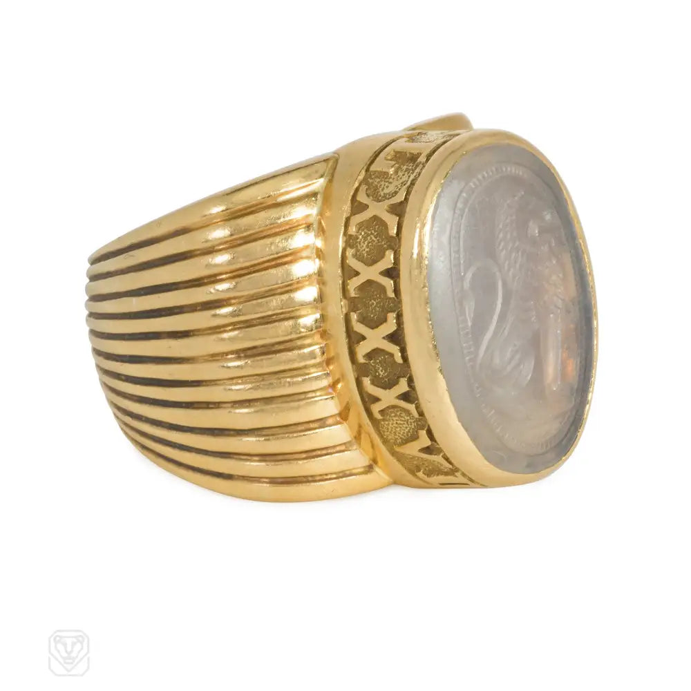 Women’s gold rings-French chalcedony signet ring