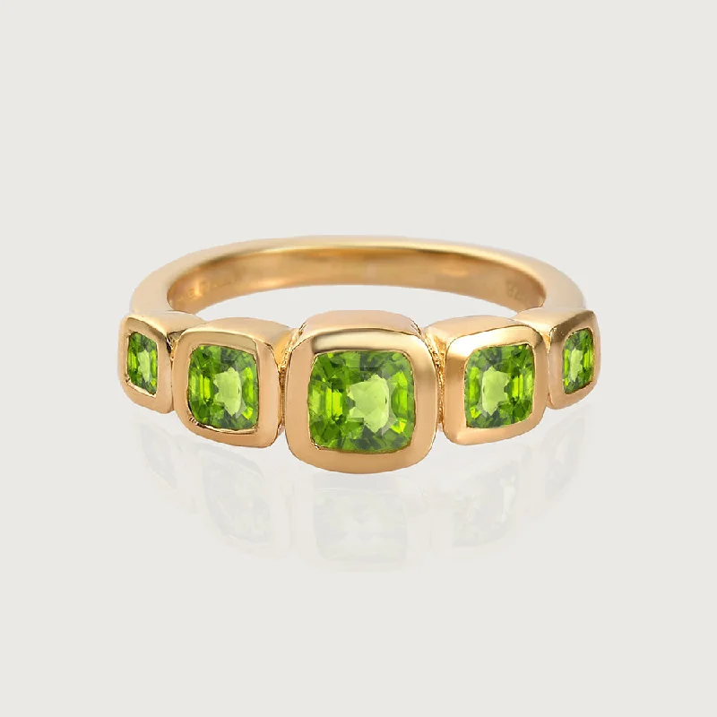 Women’s fashion statement rings-Candy Peridot Stone Ring + Longevity Gold Necklace