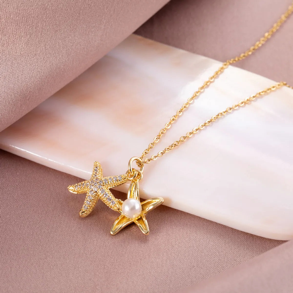 Women’s silver chain necklaces-201 Stainless Steel Copper White Gold Plated Gold Plated Plating Inlay Starfish Artificial Pearls Zircon Pendant Necklace