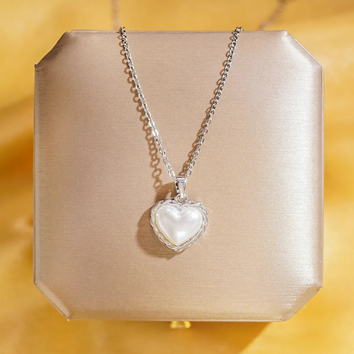 Silver Lace Heart Necklace