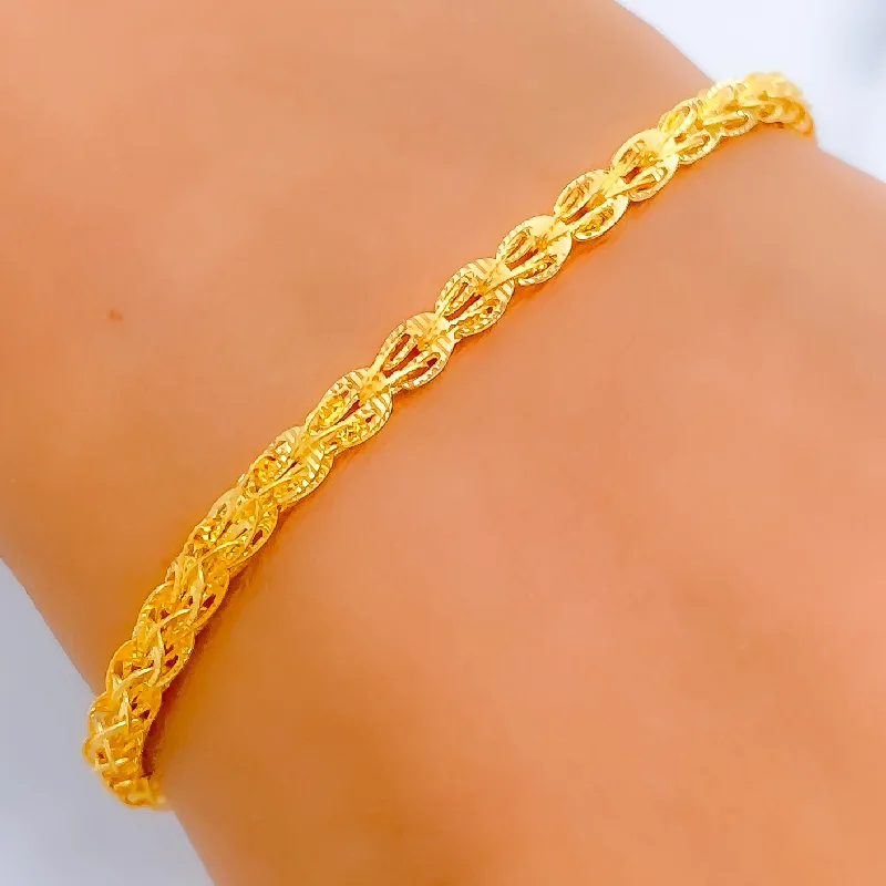 Women’s gemstone bracelets-Women’s gemstone bracelets-Lovely Interlinked 22k Gold Chain Bracelet