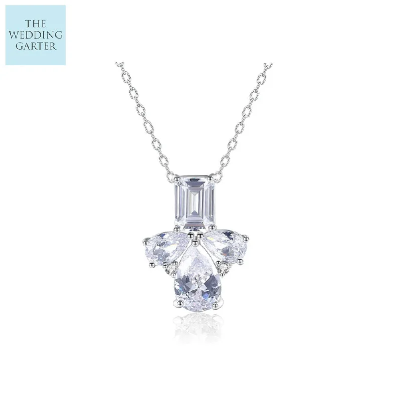 Women’s affordable diamond engagement rings-Modern Cubic Zirconia Tear Drop Wedding Necklace